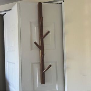 urban outfitters wood over the door hook